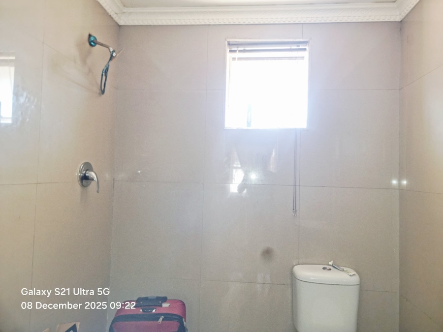 2 Bedroom Property for Sale in Tuscany Glen Western Cape